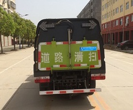 東風(fēng)輕卡掃路車